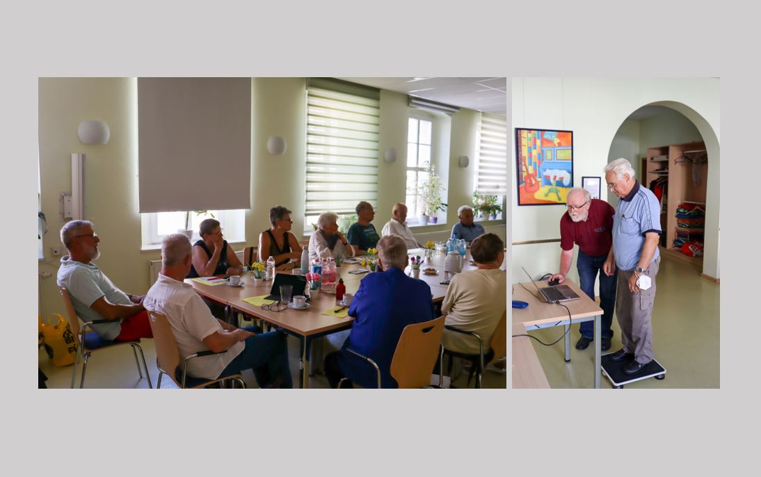 Senioren und Seniorinnen hören Vortrag und testen ein Videospiel